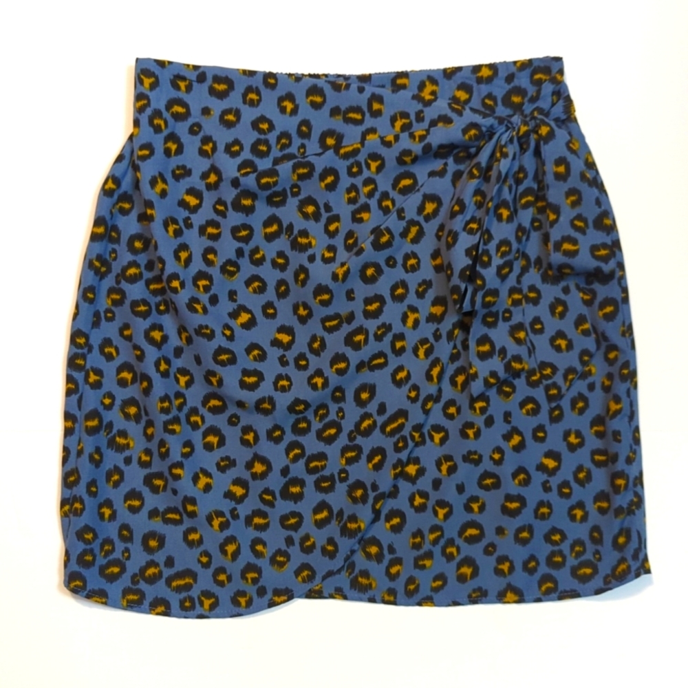 TYCHE VINTAGE LEOPARD WRAP MINI SKIRT, MED, Blue cheetah wrap mini skirt